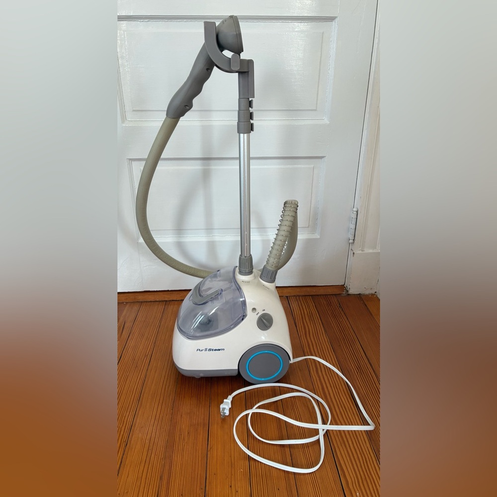Garment Steamer plus accessories